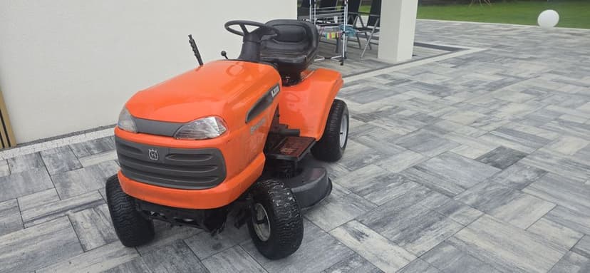 Traktorek kosiarka Husqvarna 13Hp