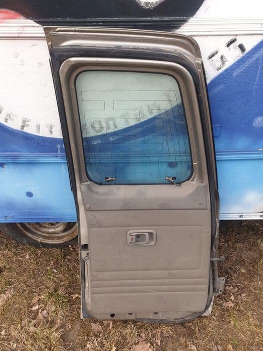 Części do Nissan Patrol Y61.  (Cena za wszystko z ogłoszenia )