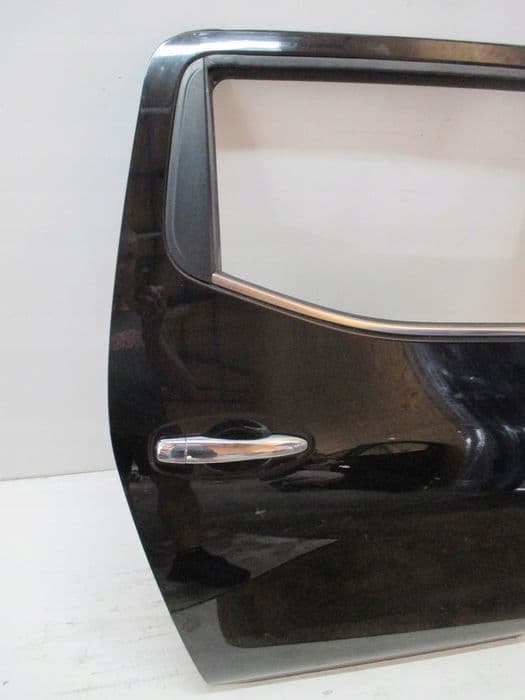 Drzwi NISSAN NAVARA prawe tylne