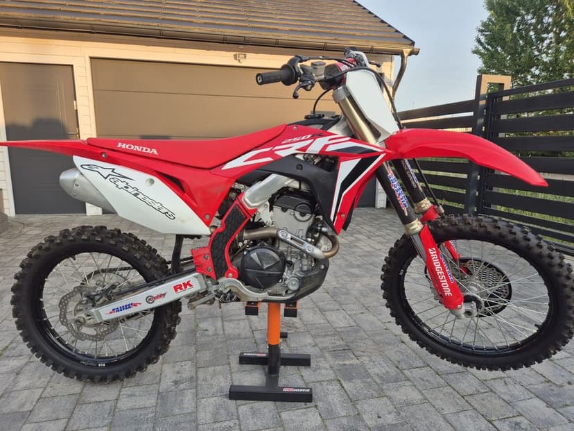 Honda CRF250  rok 2020  49mth