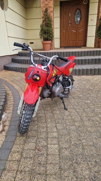 Honda XR50R (CRF 50) czerwona