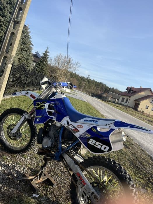Yamaha YZ 250 2t cross doinwestowana