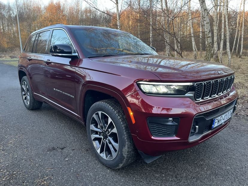 Jeep Grand Cherokee WL Overland 5,7 HEMI 2022 67 tys km, krótki, LPG