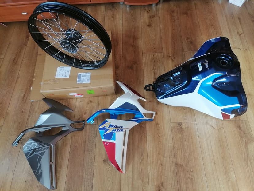 Honda crf africa twin nt 1100 gmole bok crf 1000  owiewka zbiornik kolo
