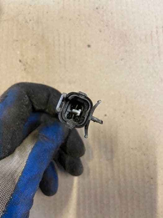 Toyota 4-runner Hilux Surf Podstawa Filtra Paliwa 2.4 TD 90-96