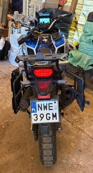 Honda Crf 1100 Africa Twin Atas