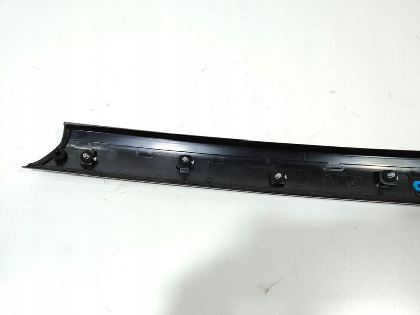 land rover discovery 3 l320 listwa szyby przedniej