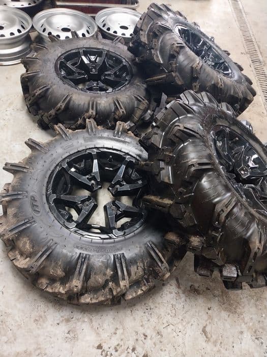 Koła CAN-AM XMR  Opony CRYPTID  30x9.00-14" Jak Nowe !