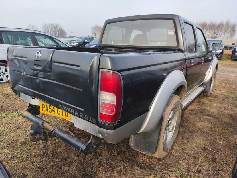 Nissan Navara 2.5d 4x4 Anglik Sławsk