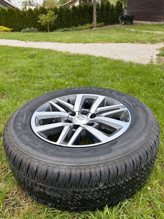 Koła Toyota Hilux komplet 4 szt.