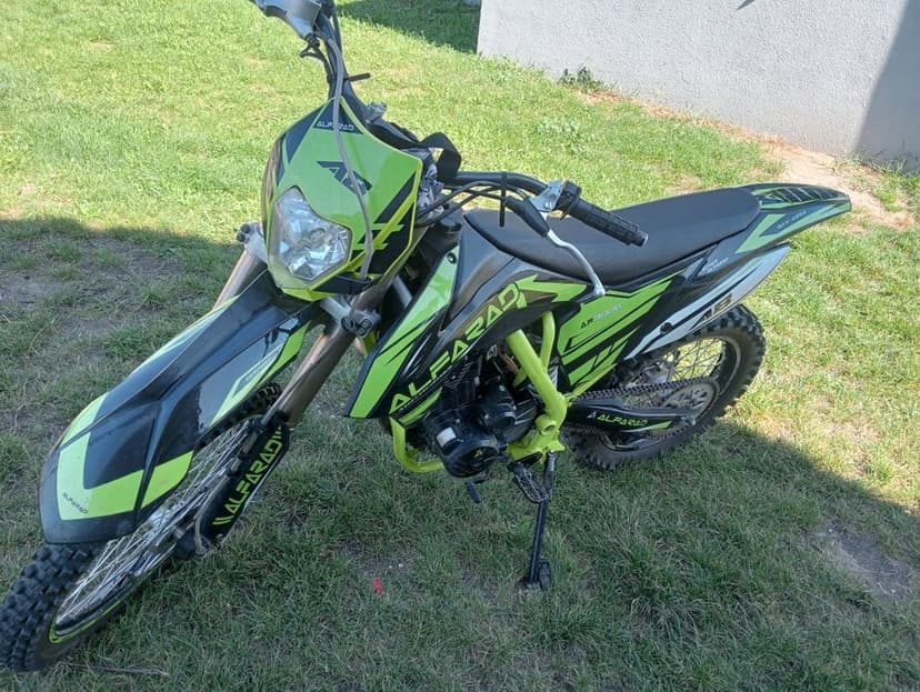 Motocykl Alfarad 300