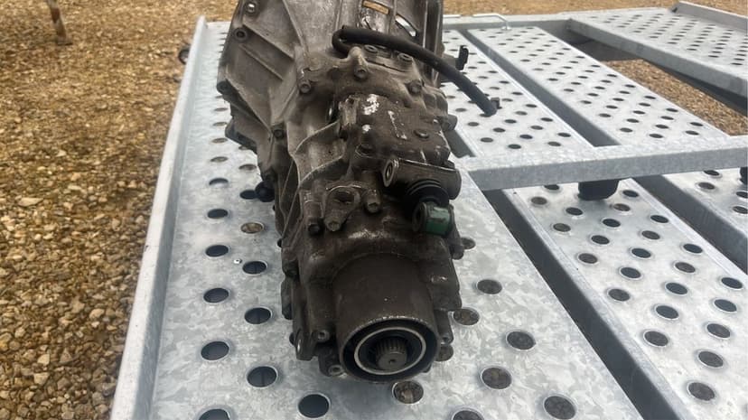 Suzuki Jimny 1.5 DDIS skrzynia biegów  86 ps