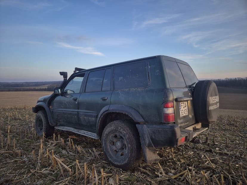 Nissan Patrol Y61 3.0Di Long 7 osób, manual, Zd30, Gu2, hak 3500kg