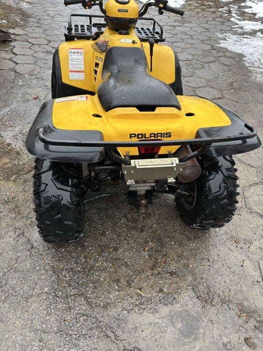 Quad polaris sportsman 700 wyciągarka warn, pług do śniegu