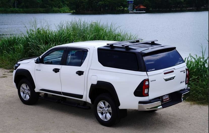 Zabudowa paki PREMIUM 4x4 HARDTOP Venture - TOYOTA HILUX 2015+ / 2021+