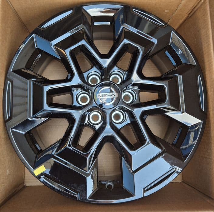 Felgi Nissan Navara 18 cali