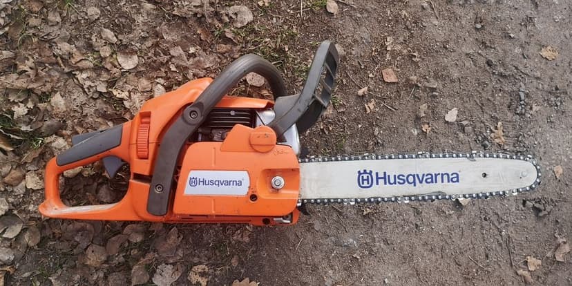 piła pilarka spalinowa Husqvarna 135