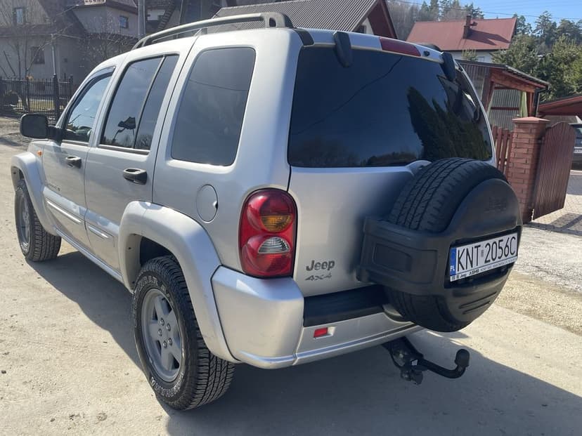 Jeep Cherokee III 2.8 CRD 150KM 4X4 zdrowy