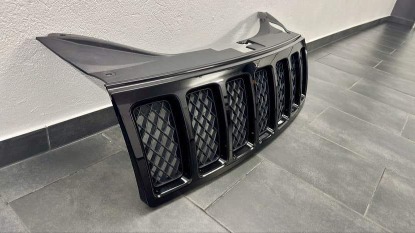 Grill Jeep Grand Cherokee WKIII polift