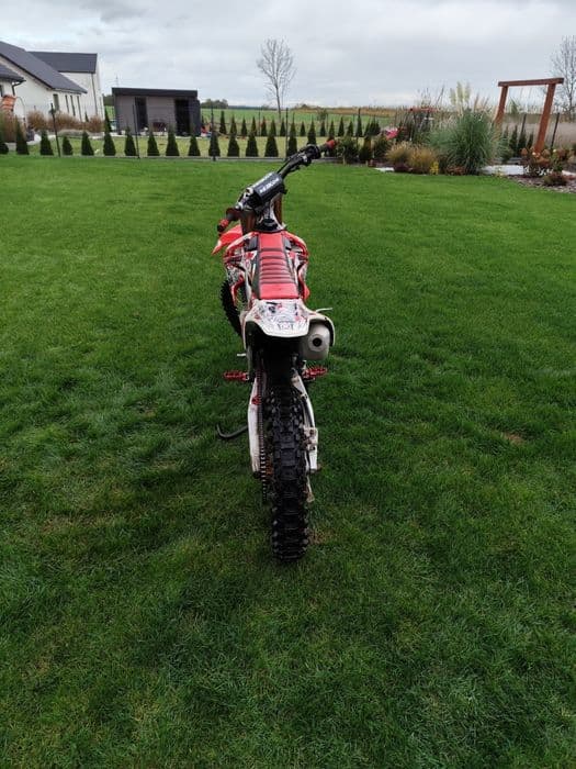 Honda crf 250 cross