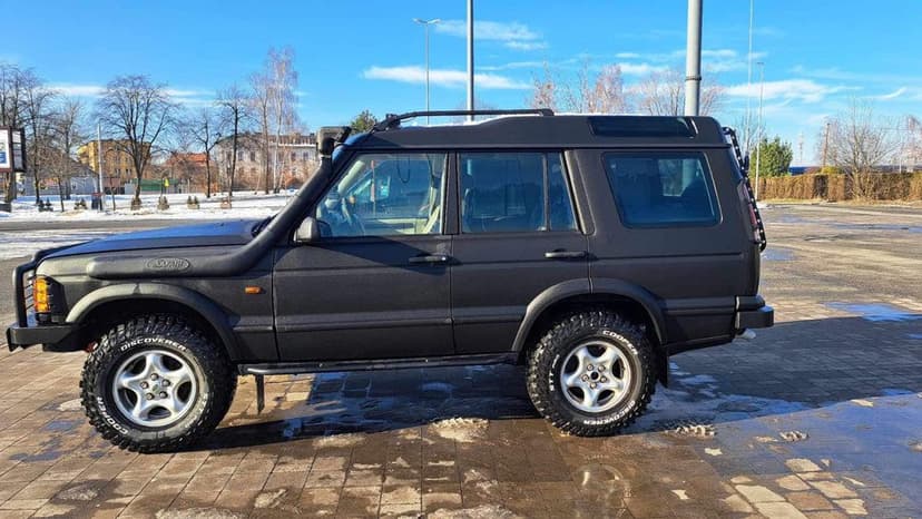 Land Rover Discovery v8