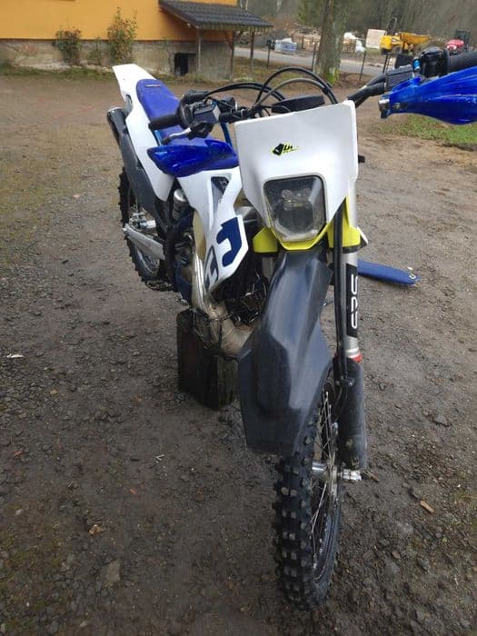 Cross Husqvarna TE300