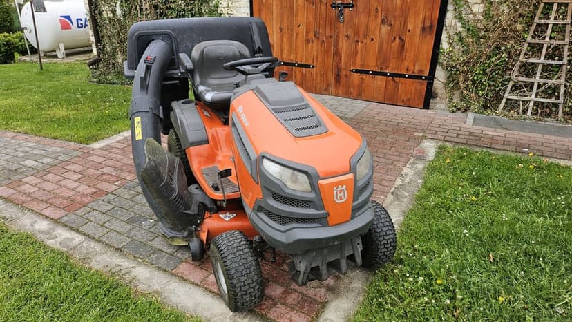 Husqvarna YTH 24V48