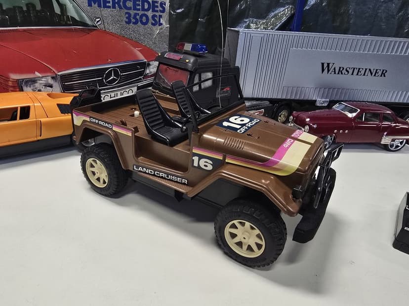 Nikko 1982 toyota land cruiser