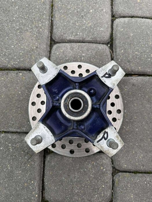 Suzuki LTZ 250 / 400 piasta przod tarcza hamulcowa 2003-2010