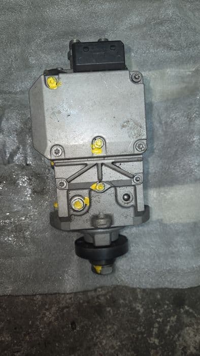 Pompa wtryskowa Bosch  Nissan Atleon / Patrol 3.0 Di po regeneracji