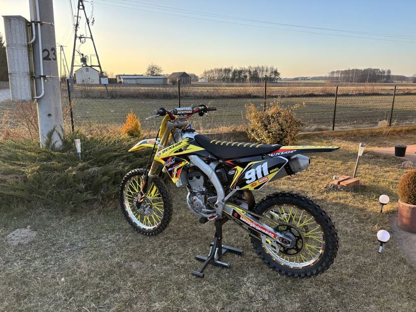 Cross Suzuki rmz 250