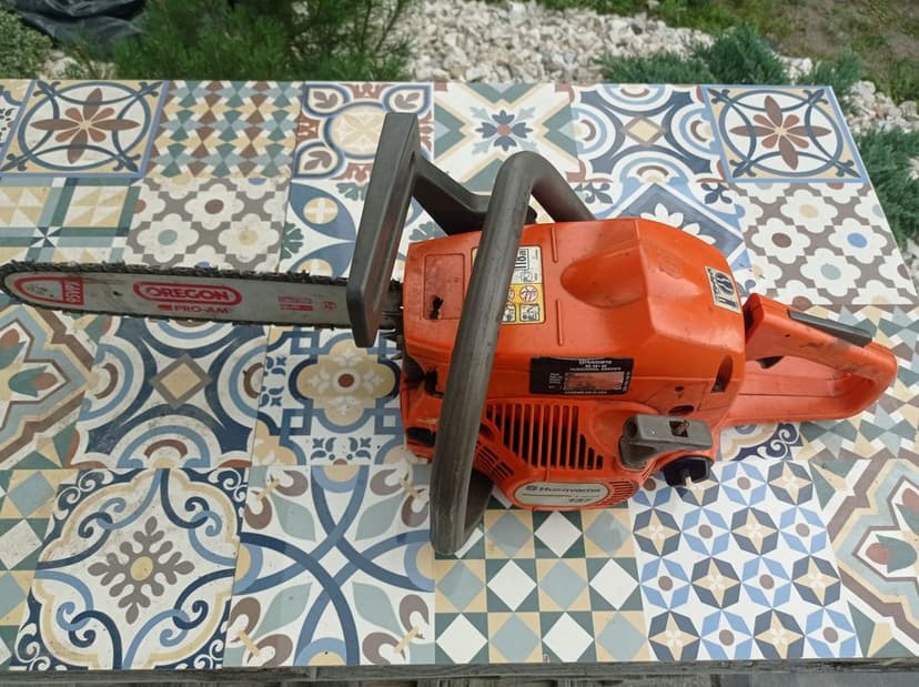 Piła Husqvarna 137