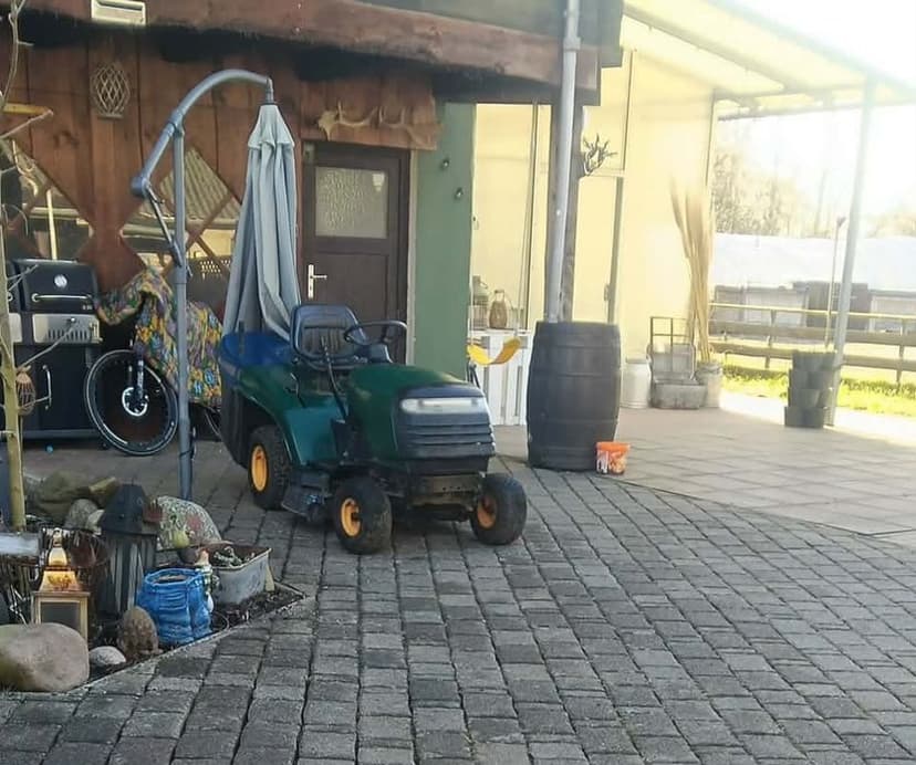 Husqvarna 15 Kohler jacobsen