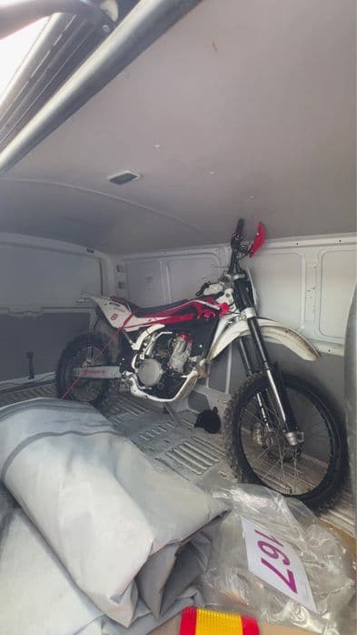 Husqvarna te450 na wtrysku