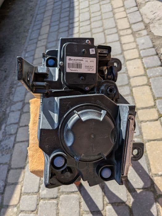 Lampa Jeep Grand Cherokee wk2