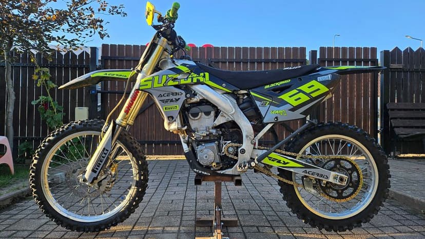 Suzuki RMZ 450 z 2016