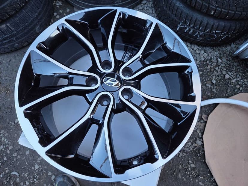 Felgi HYUNDAI i30 KONA N TUCSON VELOSTER IoniQ Elantra 19 5x114,3 ET55