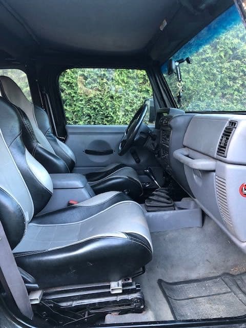 Jeep Wrangler TJ  pojemność  silnika  2400 cm