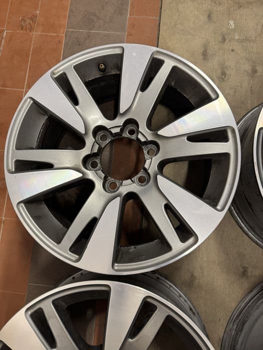 Felgi Toyota Land Cruiser 150 18” 7.5” oryginalne z czujnikami TPMS