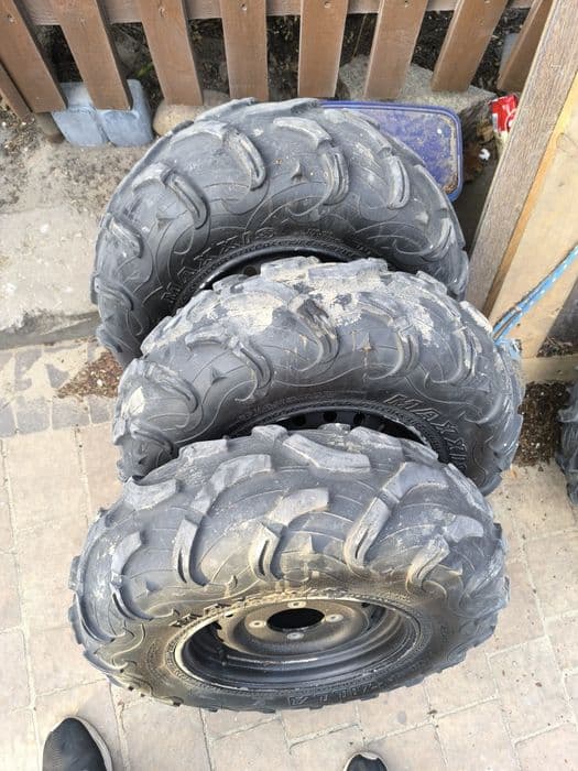 Felgi + opony ATV Kawasaki Brute Force – komplet 4 szt. ZILLA AT25