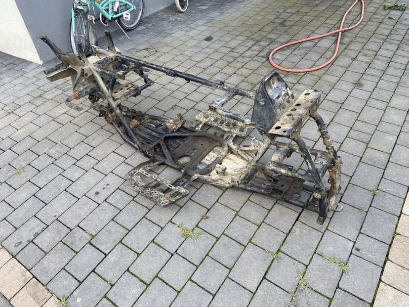 Rama Kwity zarejestrowana w PL Polaris 850 sportsman dokumenty PL