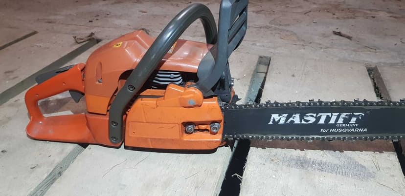 Pilarka Husqvarna 346 XP 3,7 KM