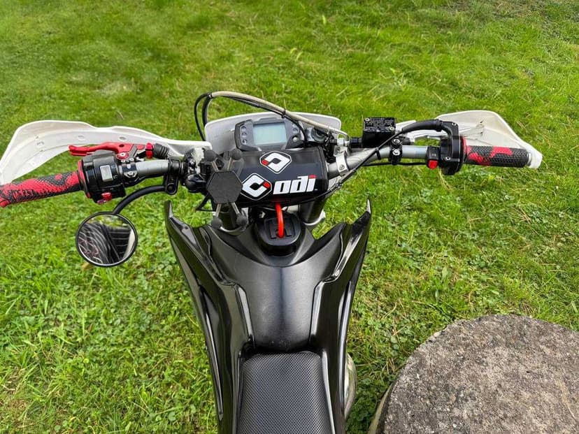 Husqvarna WR SM SMS WRE 125 2T Supermoto + Enduro