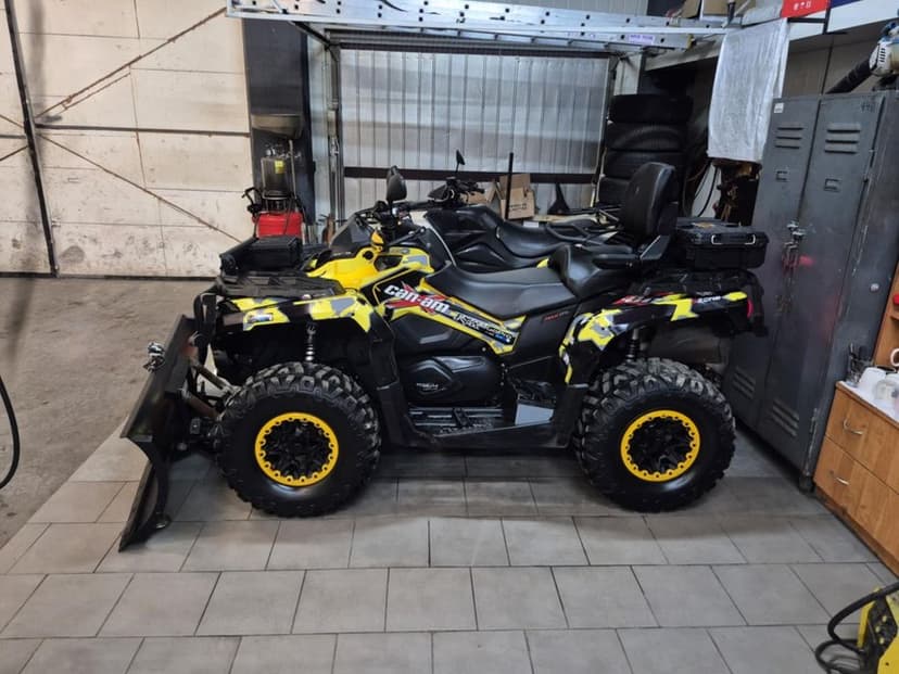 Quad Can Am Outlander 1000 MAX XTP - zarejestrowany! Pług! 6750 km !
