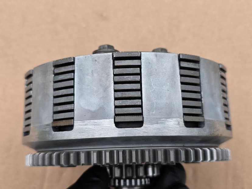 Kompletny kosz sprzęgłowy Yamaha YZ 125 r. 05-21 docisk / wewnętrzny