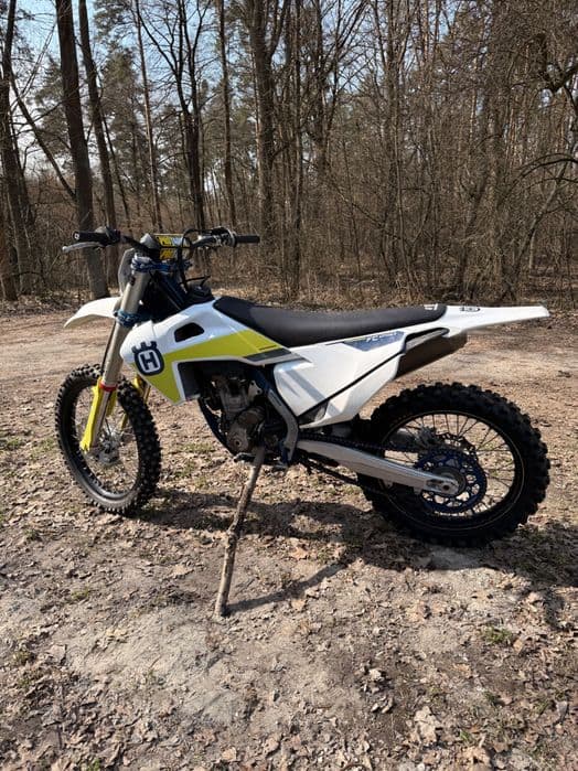 Husqvarna FC 250 (4t), rok 2021