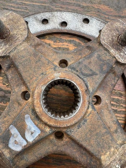 krzyzak piasta kola BRP can am can-am outlander renegade commander