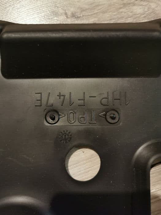 Yamaha grizzly kodiak osłona owiewka dolna ramy silnika slizg