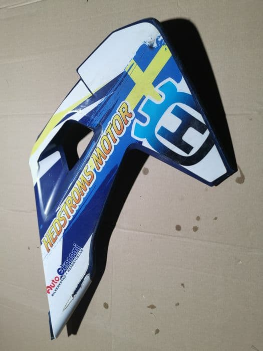 Husqvarna tc 350 osłona owiewka przód prawa obudowa panel