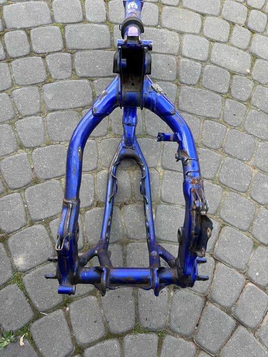 rama szkielet cross motocykla motocross gaznik 2t yamaha yz 125 r 00